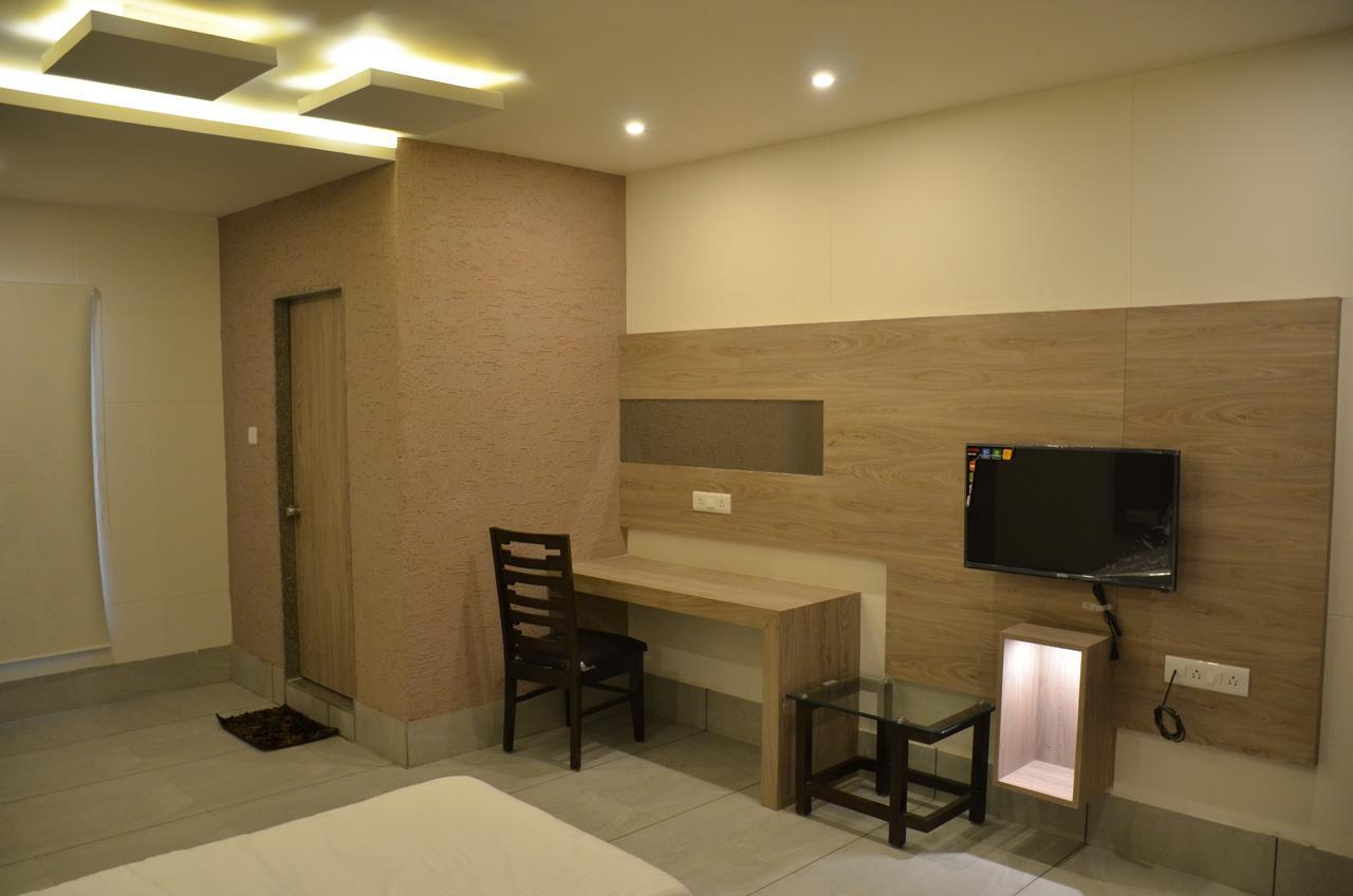 מלון Pātan Apple Residency מראה חיצוני תמונה
